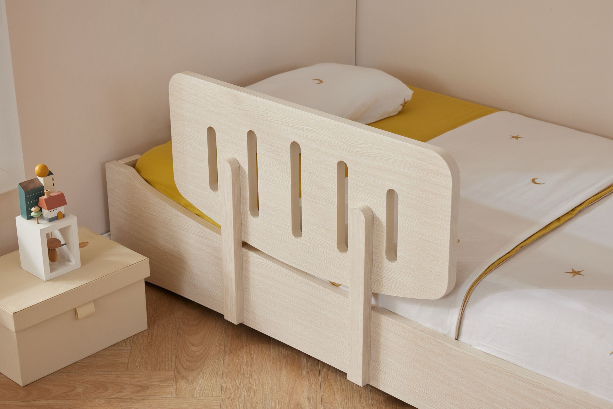 teddyMONTI Kids Bed